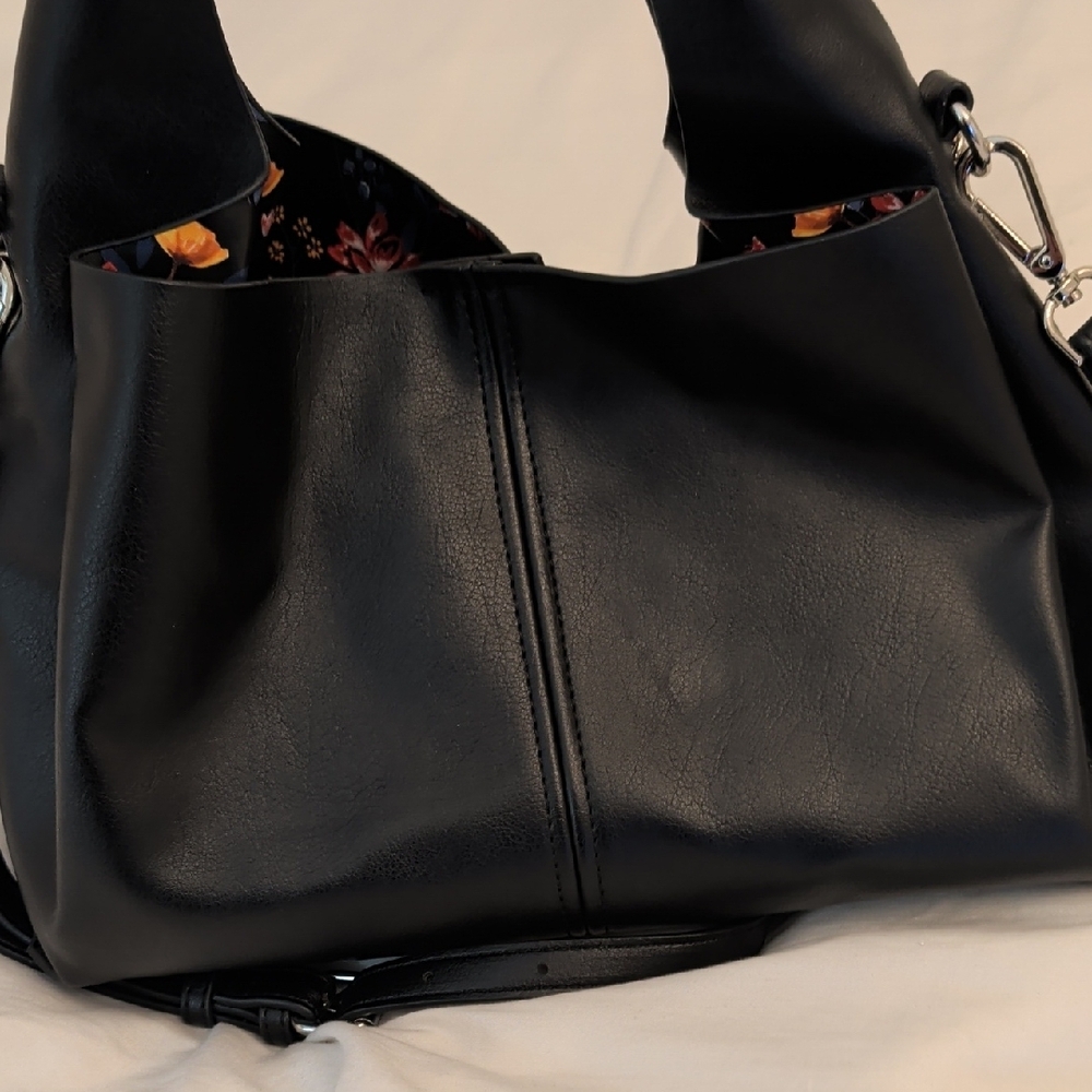 Steve Madden Black Shoulder Bag with Silver Chain - Picture 7 of 11